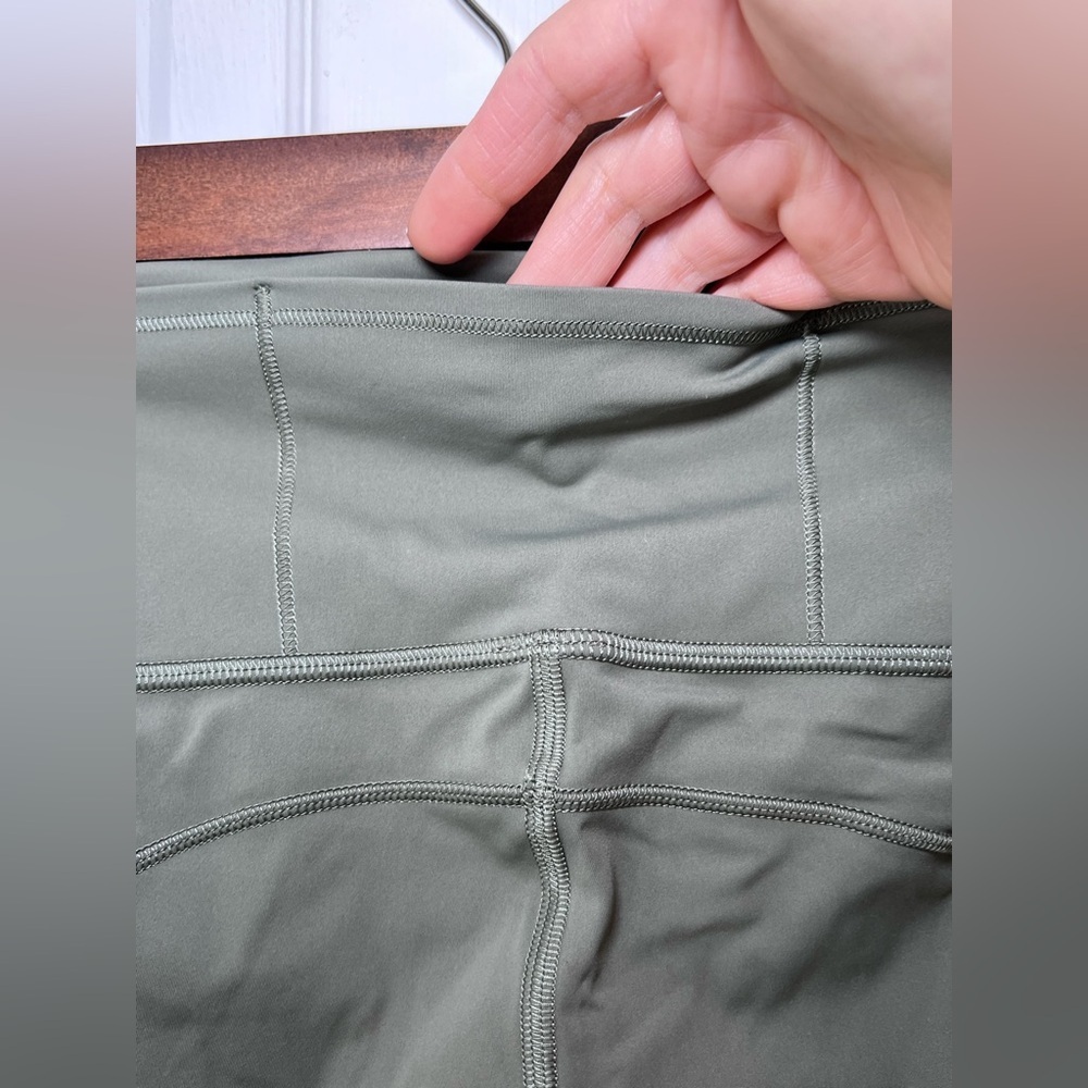 Lululemon Fast and Free Crop II Nulu‎ Leggings in green Size 6 - Picture 5 of 10
